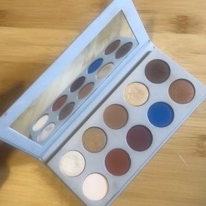 KKW x Mario Eyeshadow Palette LE